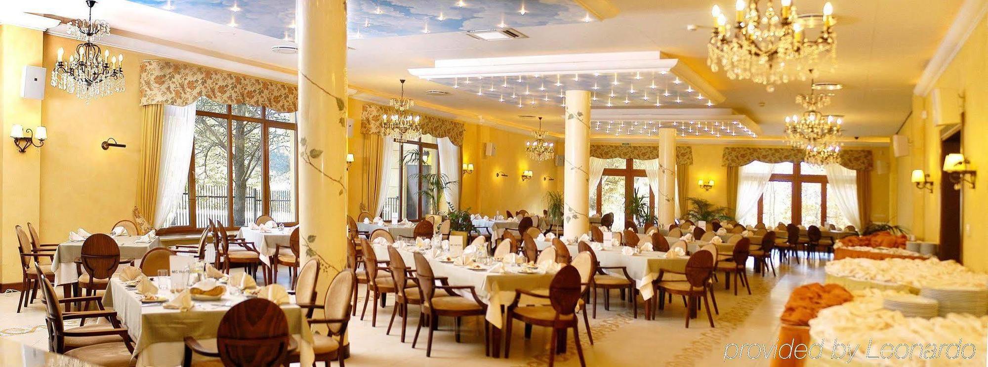 Hotel Pan Tadeusz セロツク レストラン 写真
